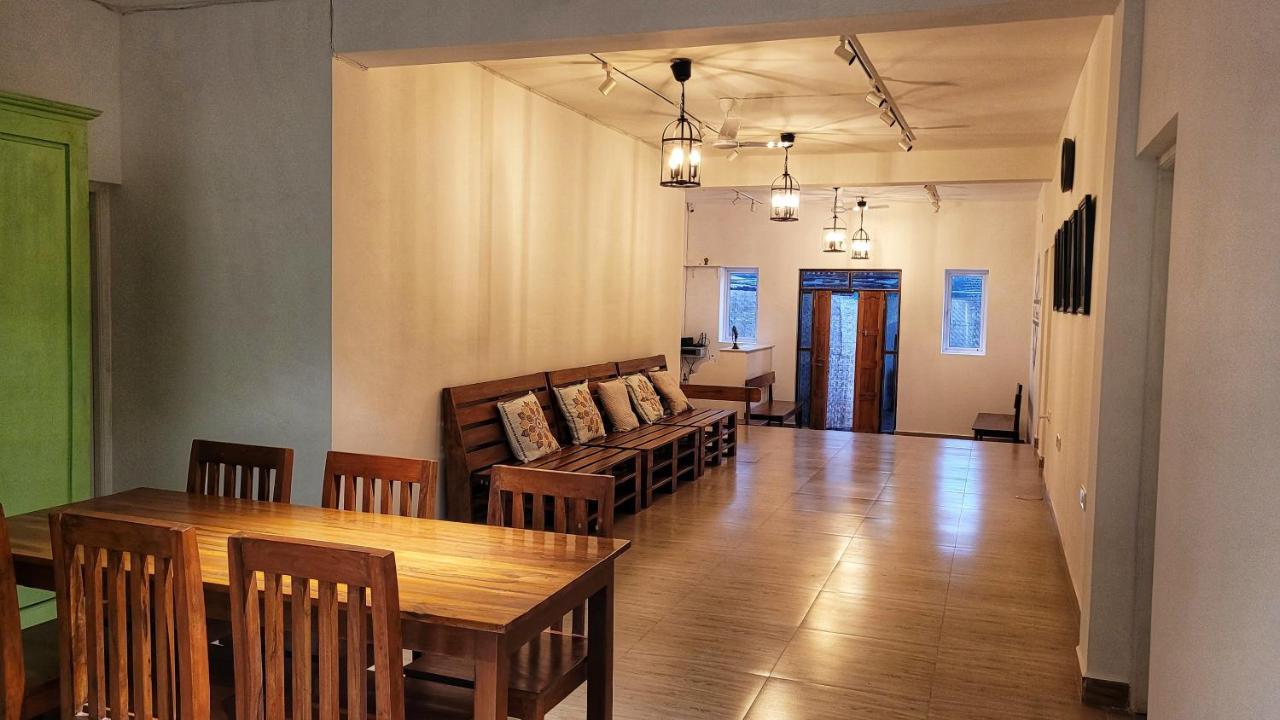 Hostel Mandala Anjuna Bagian luar foto